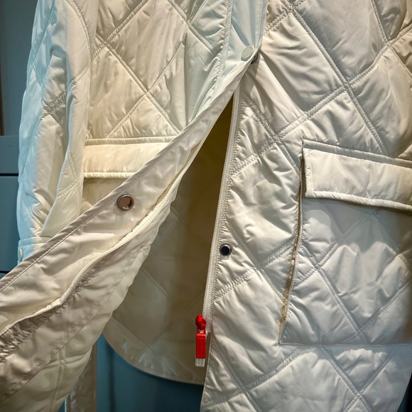 HUNTER Friday Packable Hooded Quilted Jacket - Picture 10 of 13